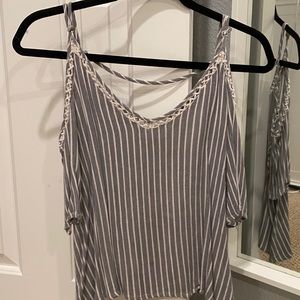 striped shoulder hole top